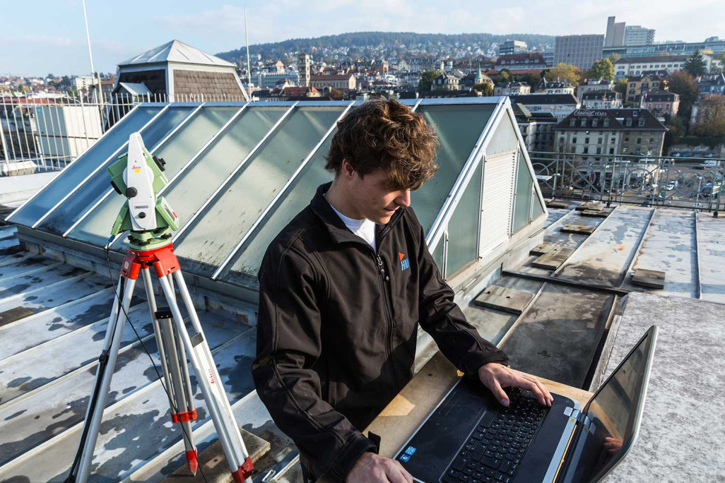 Relevé de bâtiment au-dessus des toits de Zurich, HMQ AG