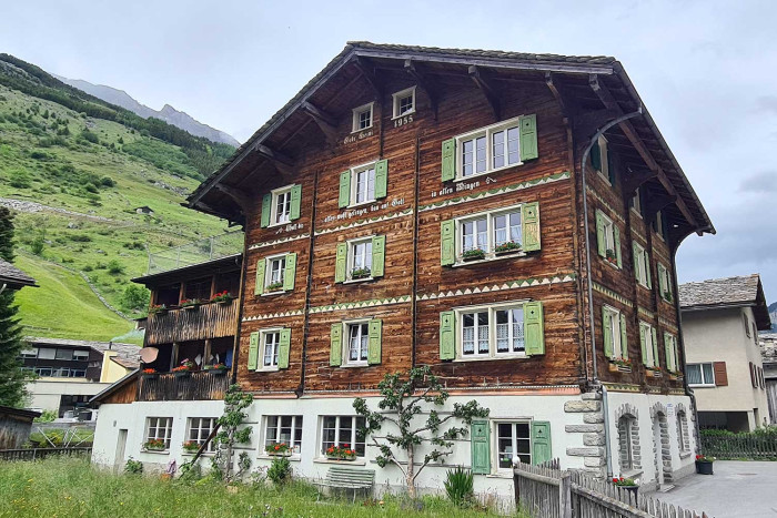 Maison en bois massif