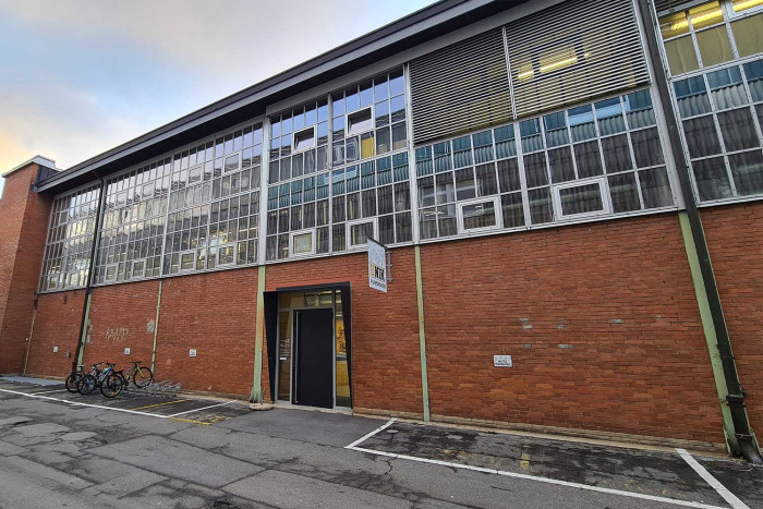 bâtiment industriel