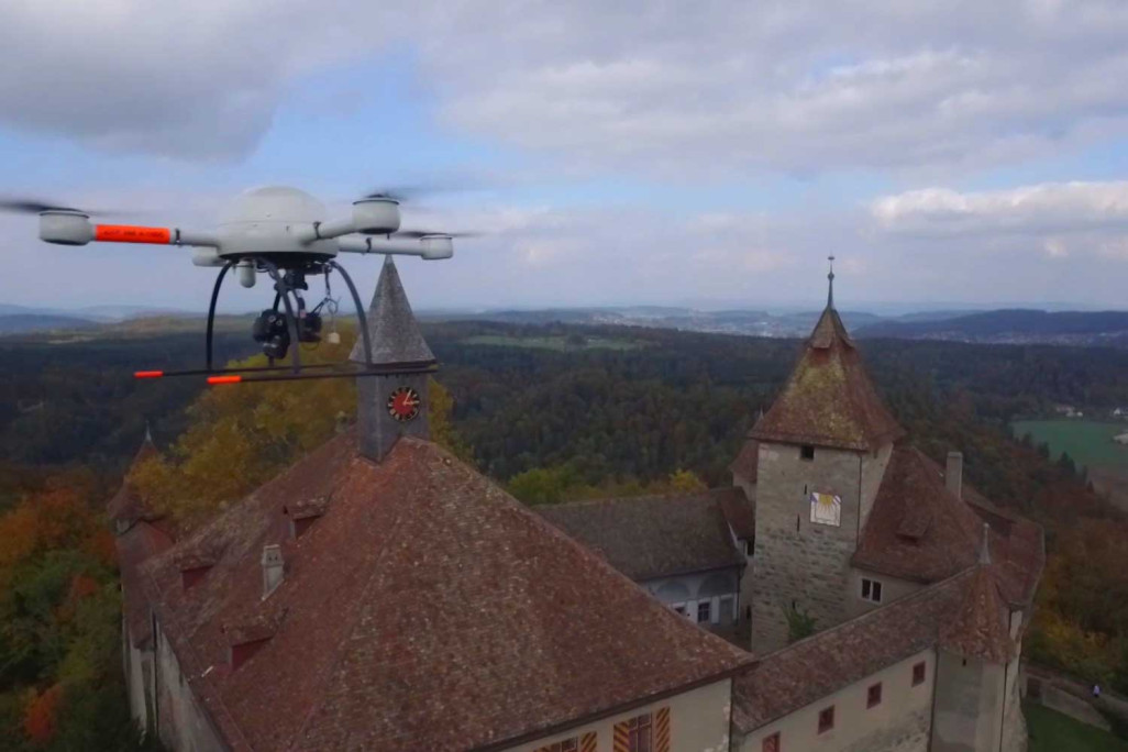 Prise de vue multicoptère du château de Kyburg, HMQ AG