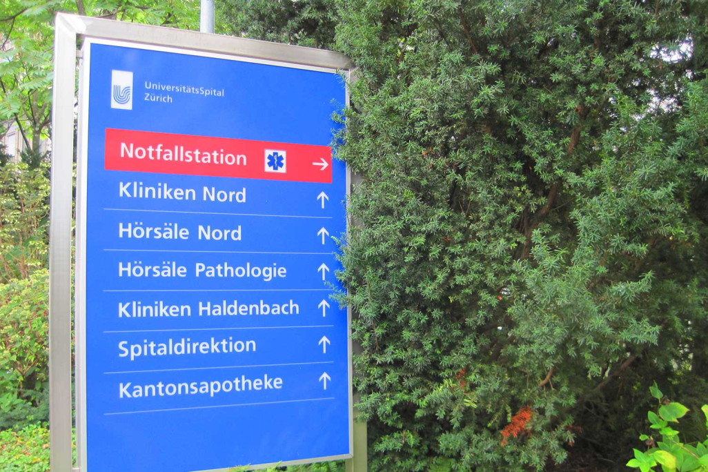 Hôpital universitaire de Zurich, service des urgences, HMQ AG