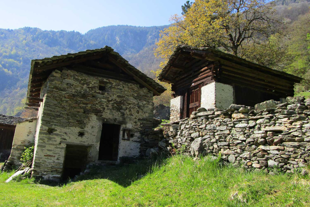 Mesure du bâtiment Maison avec grange à foin, HMQ AG